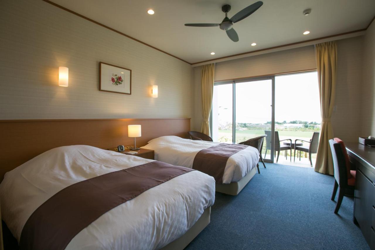 Sakura Resort Hotel Ishigaki Ishigaki  Esterno foto
