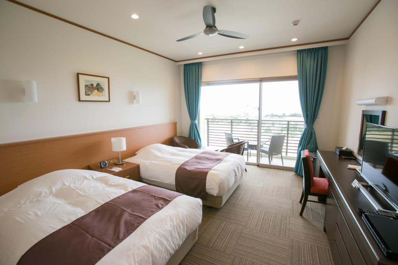 Sakura Resort Hotel Ishigaki Ishigaki  Esterno foto